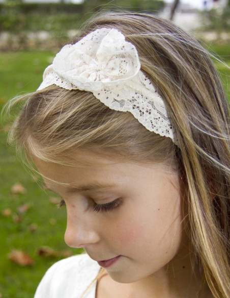 Tocado Chantilly beige